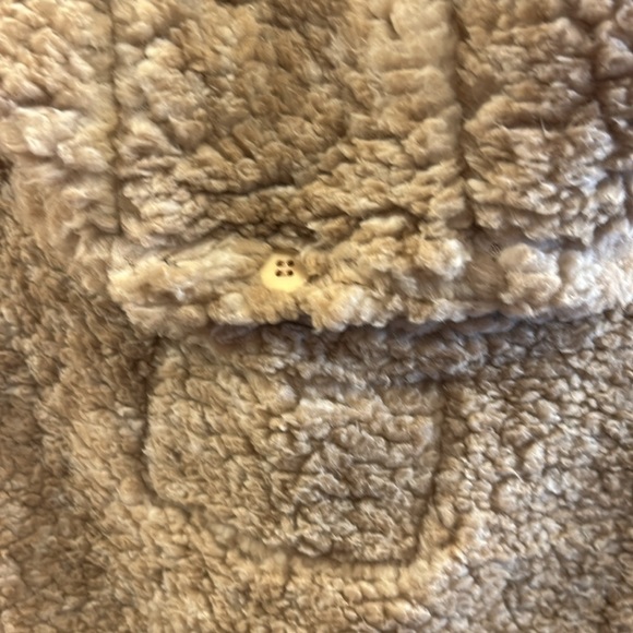 STS Ranchwear Tan Sherpa Vest with Blue Accents - Picture 6 of 8